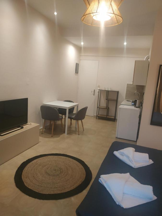 Elthimia'S Apartment Poros Town Екстериор снимка
