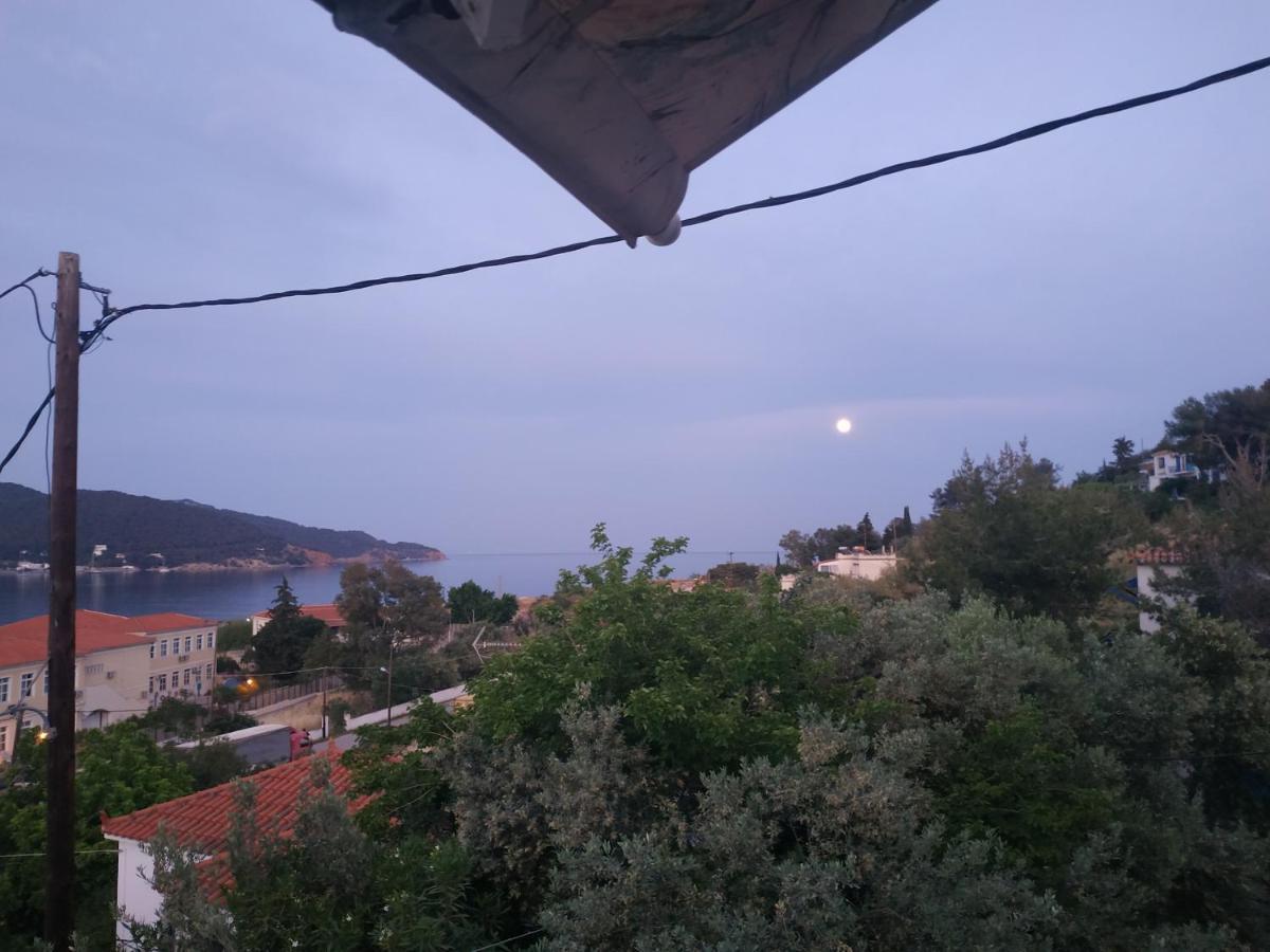 Elthimia'S Apartment Poros Town Екстериор снимка