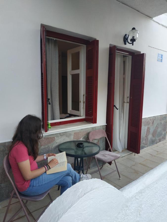 Elthimia'S Apartment Poros Town Екстериор снимка